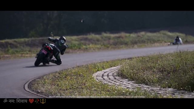 BAJAJ PULSAR F 250 & NS 250 LAUCHED IN NEPAL ?? price/specifications/features/@DRUG_RIDER смотреть онлайн