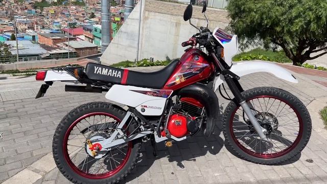 YA ENTENDI PORQUÉ son TAN DESEADAS las YAMAHA DT 125 🤤💦 смотреть онлайн