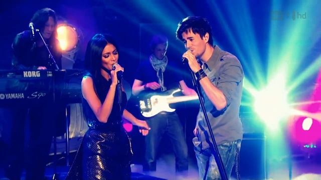 Enrique Iglesias feat Nicole Scherzinger - Heartbeat(live @Paul O'Grady Show) смотреть онлайн