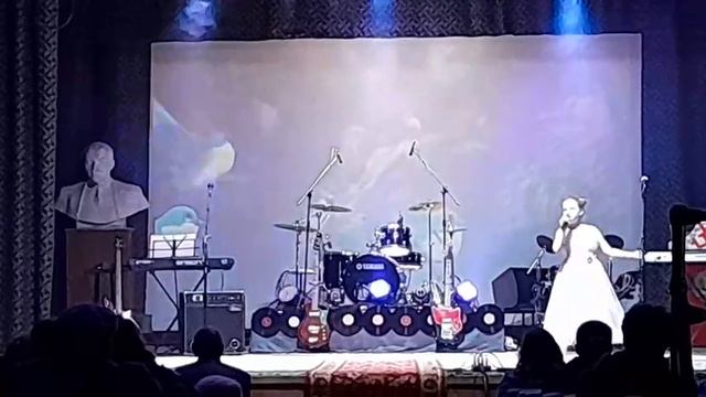 Маленькая страна. смотреть онлайн