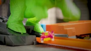 Сокрушительный трицератопс Hot Wheels | Hot Wheels City