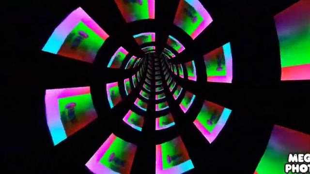 Megafon Logo Effects Round 1 vs Roundy Tunnel смотреть онлайн