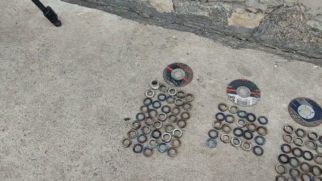 Який диск на болгарку краще? З Аврори за 17грн чи Дніпро-м за 24грн? А може з найдешевший за 15? смотреть онлайн