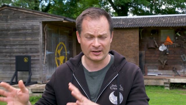 Find out More - The Battle смотреть онлайн