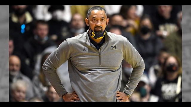 Juwan Howard Puts Hands On Wisconsin Coach Greg Gard After A Loss...AND GUESS WHO LOOKS DUMB? смотреть онлайн