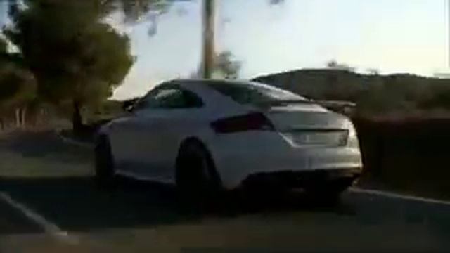 Audi TT RS.flv смотреть онлайн