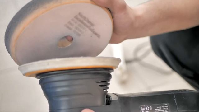 Трехфазная восстановительня полировка кузова и нанесение керамики MaxProtect смотреть онлайн
