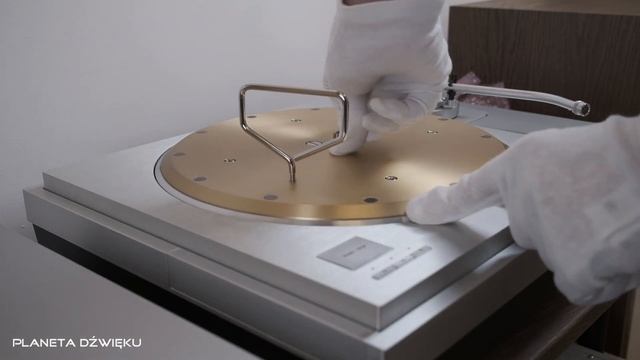 Gramofon klasy referencyjnej Technics SL-1000R unboxing i montaż wkładki смотреть онлайн