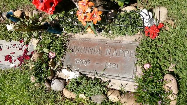 Virginia Rappe Henry Lehrman Graves Garden of Legends Hollywood Forever Los Angeles California USA смотреть онлайн