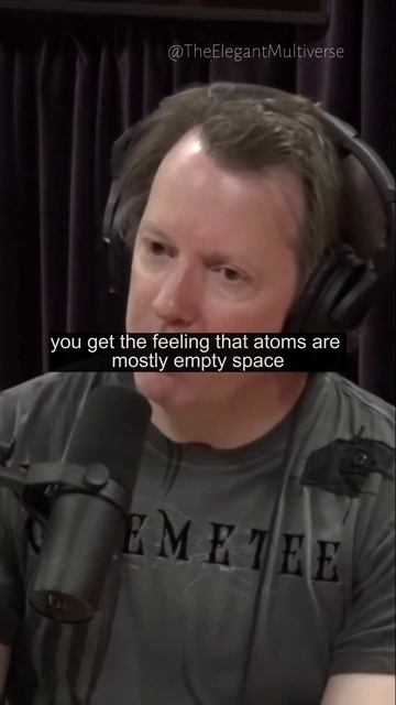 THE TRUTH ABOUT ATOMS⁉️🤯 | Theoretical Physicist Sean Carroll #shorts #joerogan #jre смотреть онлайн