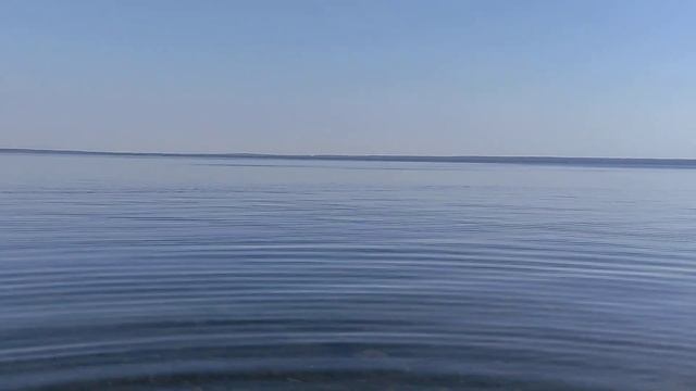 Прозрачность воды озера Нарочь... смотреть онлайн