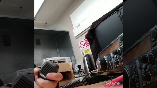 G1WHP Testing Club V2000 working mini 2m pile up on a Monday afternoon. смотреть онлайн