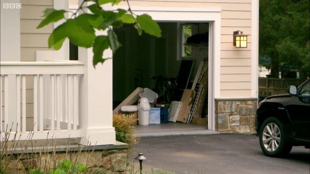 Are Smart Homes at Risk from Hackers? | Inside the Dark Web | BBC Studios смотреть онлайн