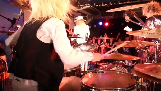 CHARGEEEEEE... at ZIZ shinjuku LOFT(2016.05.29) смотреть онлайн