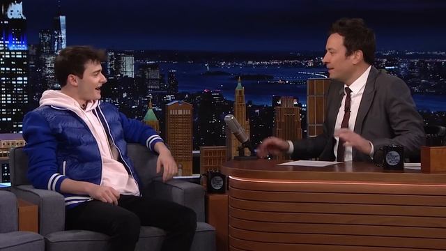 Noah Schnapp and Millie Bobby Brown Couldn’t Stop Crying Over Stranger Things Ending | Tonight Show смотреть онлайн