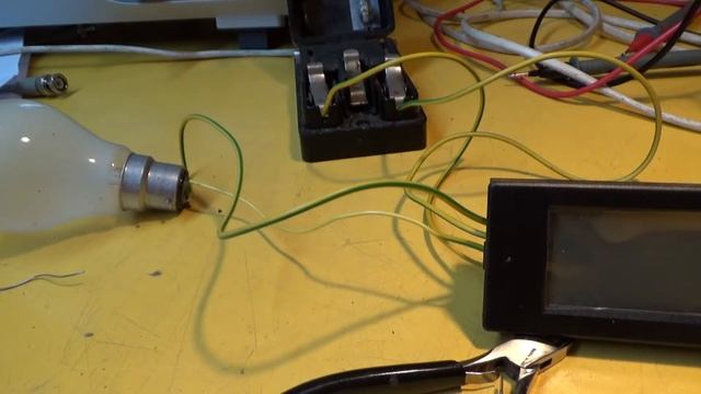 Installing a digital power meter in my workshop смотреть онлайн