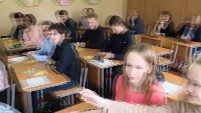 ПОСЛЕДНИЙ УРОК 11 "А" смотреть онлайн