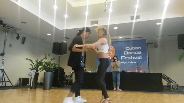 Seo Fernandez & Marta [Sabanas blancas - Leoni Torres] @ Timba para ti 2016 смотреть онлайн