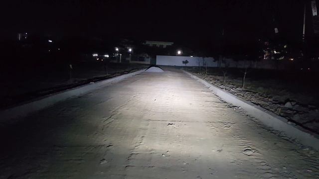 Đèn pha led Cree xhp70 VS philips Lumileds смотреть онлайн