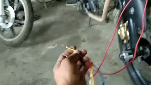 ibang style sa pag install ng mini driving light sa sniper150. смотреть онлайн