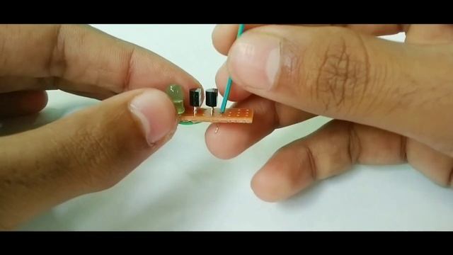 AC voltage detector using transistors only смотреть онлайн