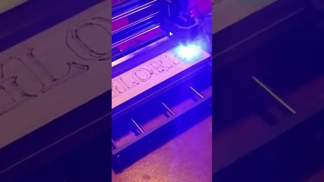 Gravare laser cu Masina de frezat CNC 3018 PRO смотреть онлайн