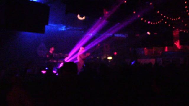 Out Of Towner::::Omar Souleyman @ The 40 Watt 3/27/15 смотреть онлайн