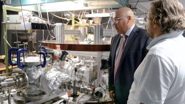 Measuring tunneling time – Griffith physicists solve great mystery of the quantum world смотреть онлайн