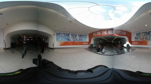 Gatwick South Terminal Inter Terminal Gateway Entrance смотреть онлайн