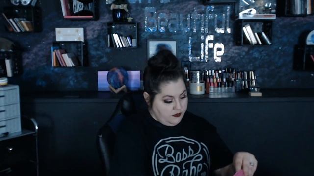 March Sonya's Diva Bag Unboxing! смотреть онлайн