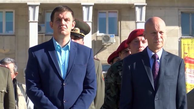 Deca vidyaha otblizo vaorazhenieto i tehnikata na haskovskoto voenno podelenie смотреть онлайн