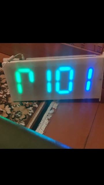 Плавная адаптивная яркость на моих LED-часах #arduinoclock #ds3231 смотреть онлайн