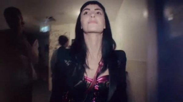 Cool Charm : Commercial