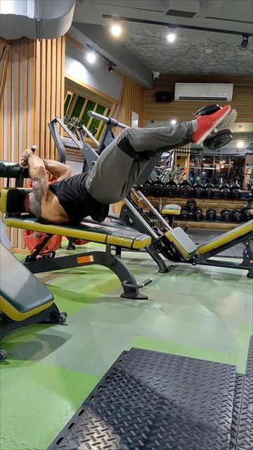 Флаг дракона с весом 10кг #motivation #sports #mrolympia #music #movie #стронг #стронгмен смотреть онлайн