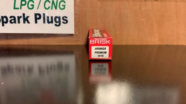 AR08GS Brisk Racing Motorbike Plugs смотреть онлайн