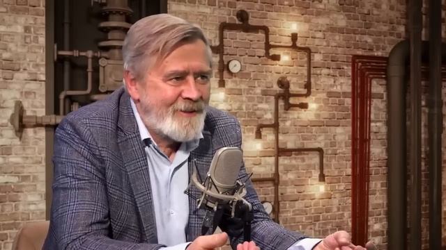 Думай как Штирлиц. Рабочий стол разведчика смотреть онлайн