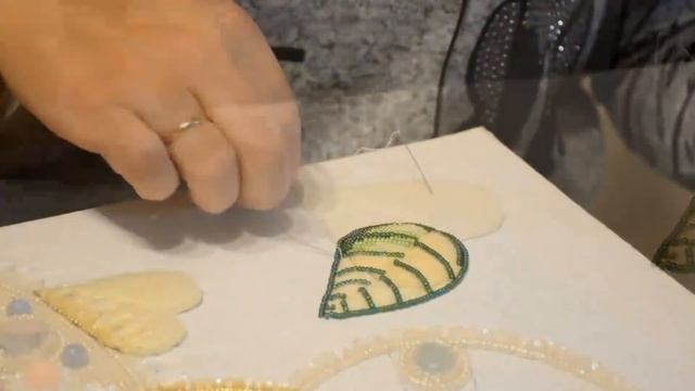 Вышивка бисером по настилу. смотреть онлайн