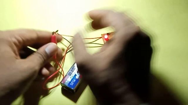 how to make 3.7 volt battery level circuit Tseter смотреть онлайн