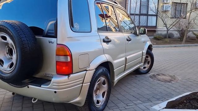 Suzuki Grand Vitara смотреть онлайн