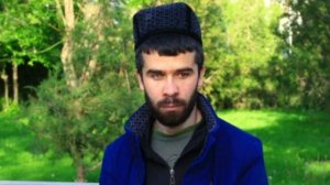 Кори Алишер # Гофил манишин ки мерасад рузи чазо.