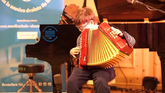 4.12 Schneewalzer Marc Kohler Clubharmonika смотреть онлайн