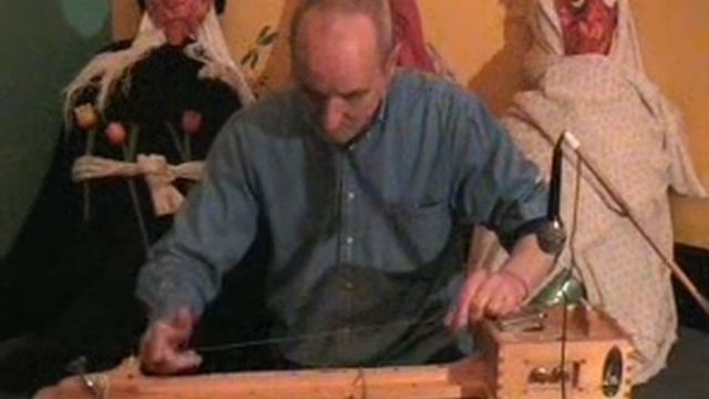 Vince's one string overtones смотреть онлайн