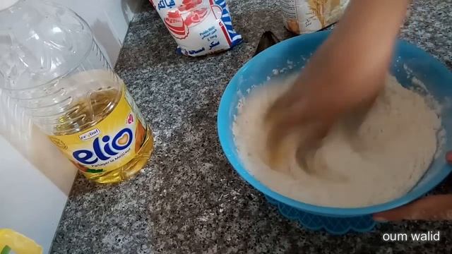 شهيوات ام وليد حلوة اللمبوط смотреть онлайн