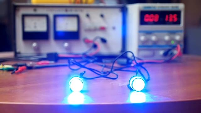 Stroboskopy oczka Led Eagle Light 5630 3SMD 3W - niebieskie. смотреть онлайн