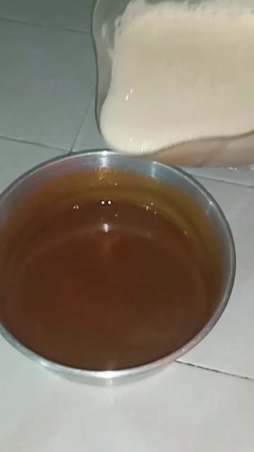 Preparando Un Sencillo Flan Napolitano De Licor De Café