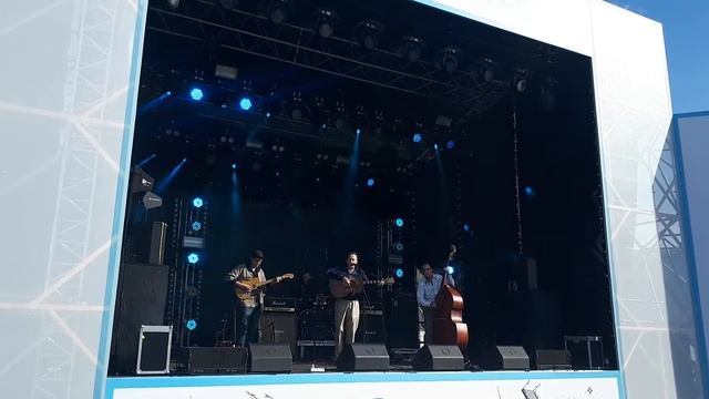 The Spootniks "Love Me" (Buddy Holly 1958) 24/09/2022 Дворцовая площадь - Закрытие мотосезона смотреть онлайн