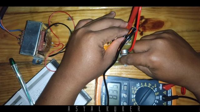 Cara mengukur power supply simetris menggunakan multimeter digital смотреть онлайн