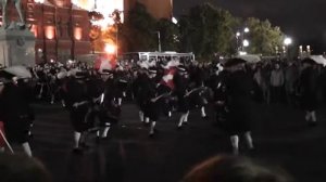 Барабанщики из Спасской башни на Красной площади