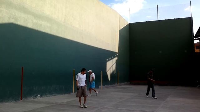 Hierbas y Momo vs Boto y Camello en el Fronton don Rafa.mp4 смотреть онлайн