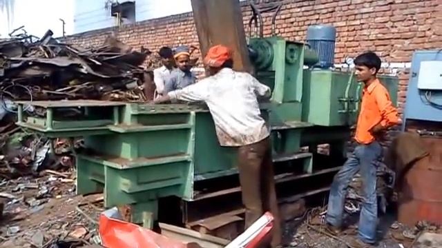 Double action Hydraulic baling press machine смотреть онлайн